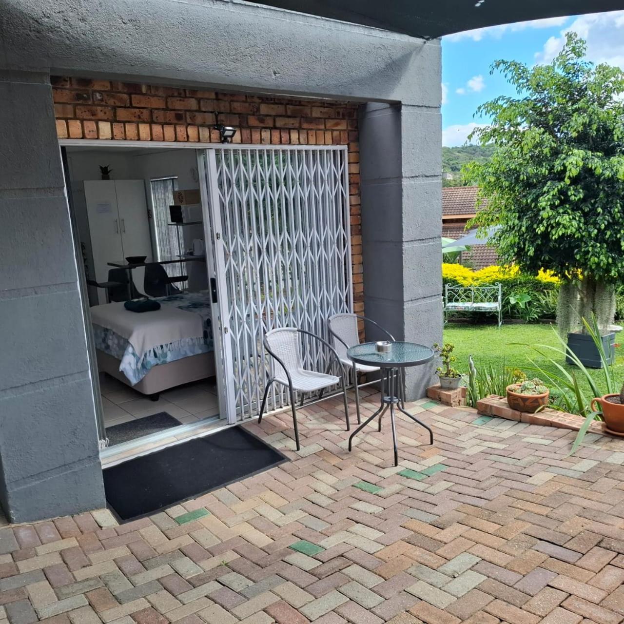 Sleep Haven Self-catering - Nelspruit Appartement Mbombela